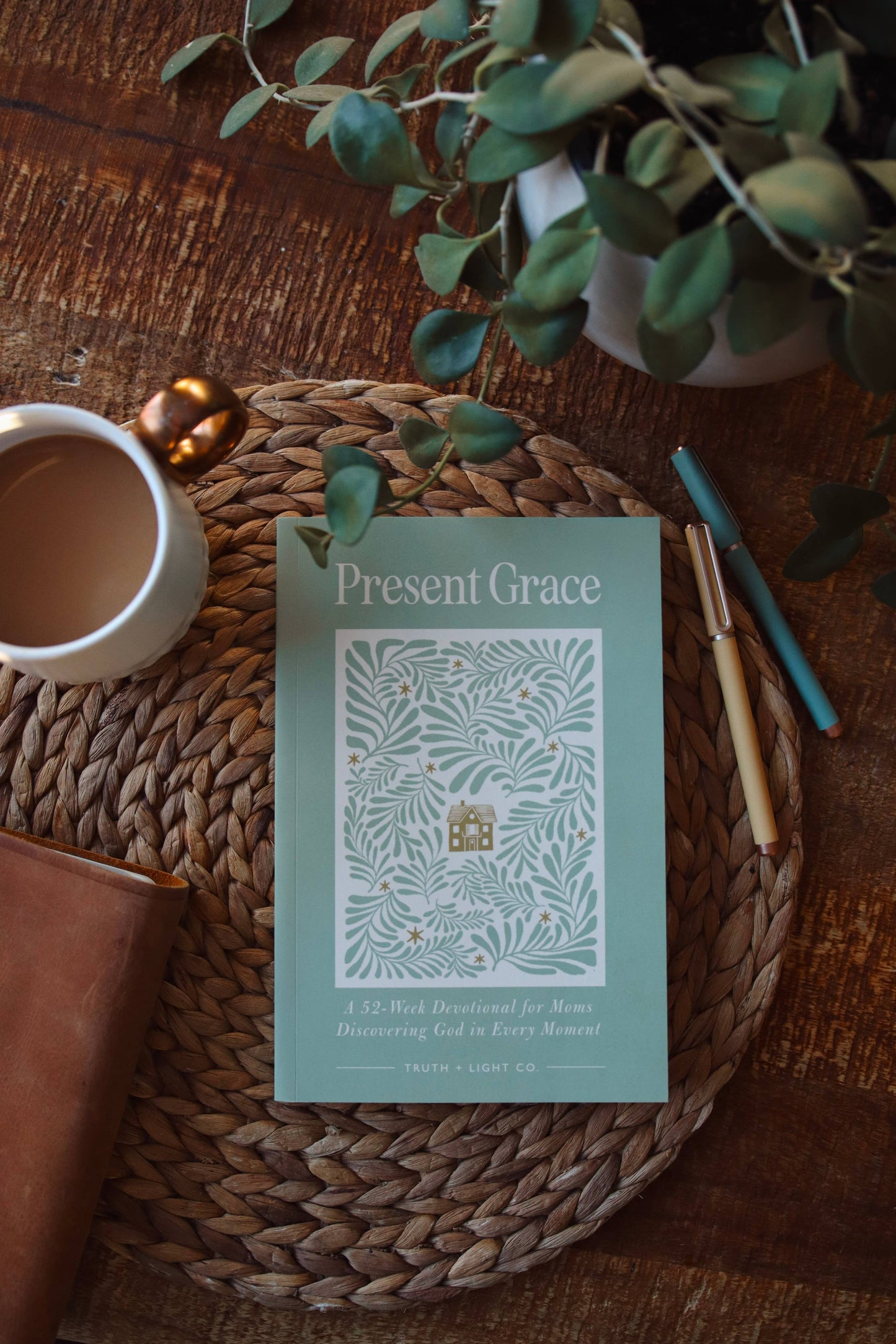 Present Grace: A 52-Week Devotional for Moms (Gift Book)